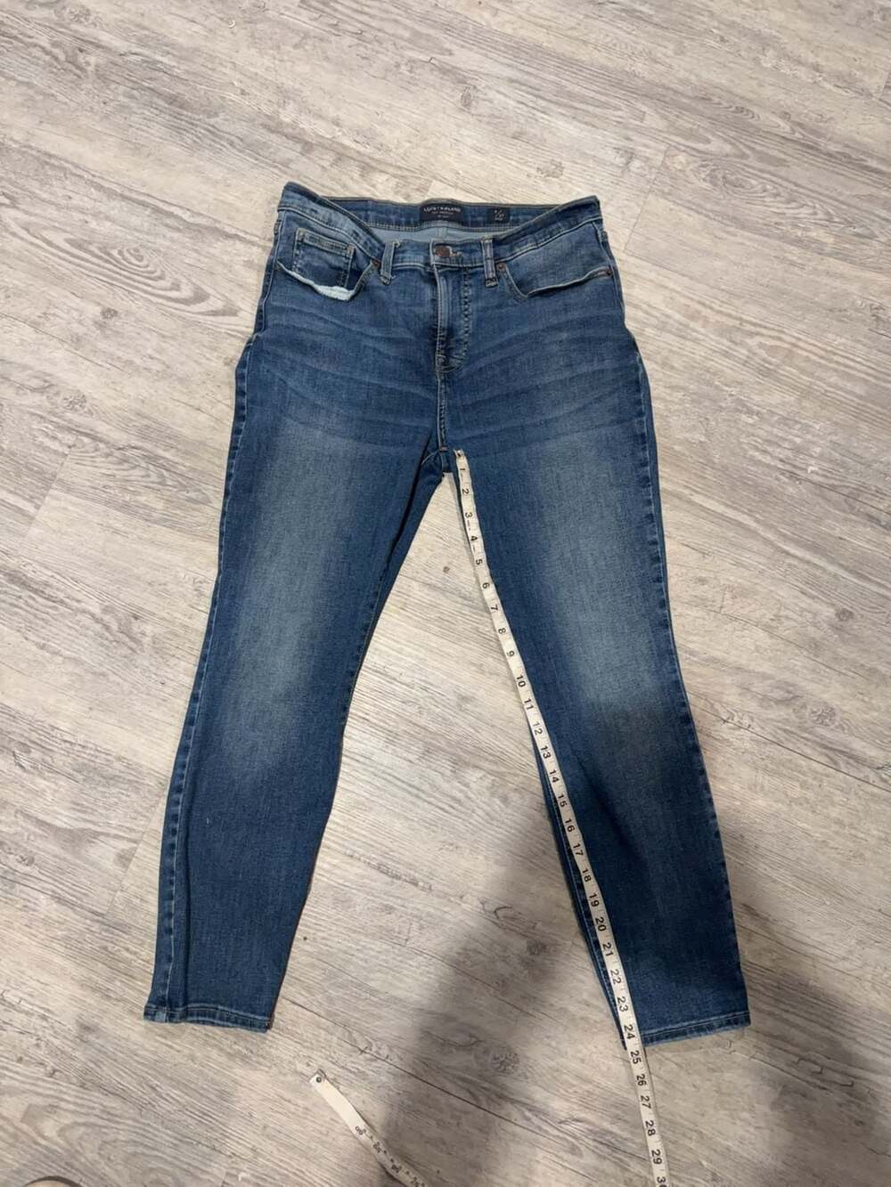 Lucky Brand Ava Mid Rise Skinny Jeans 
Ankle length
Size 8/29